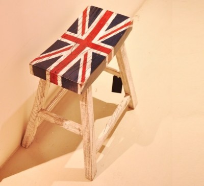 union jack stool